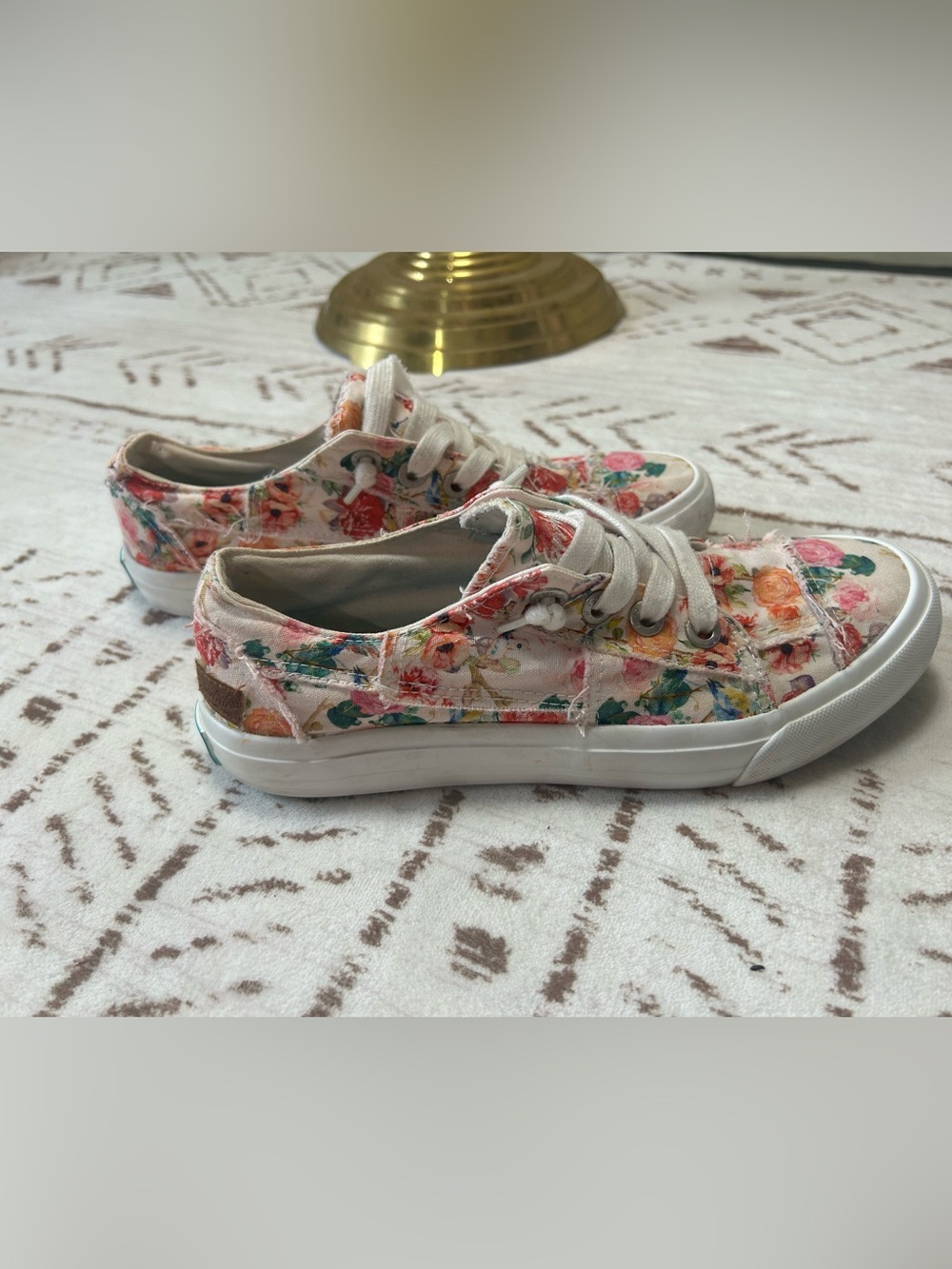 Blowfish Malibu Floral Canvas Sneakers Womens Size 8 Casual Shoes Cottagecore - Picture 5 of 12